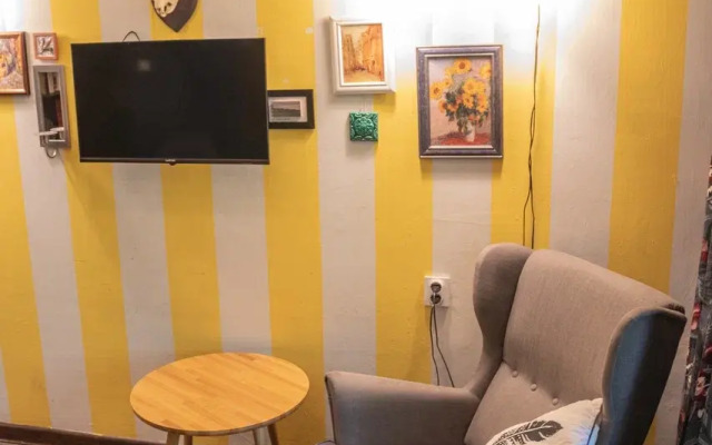 Masterskaya Khudozhnika Flat