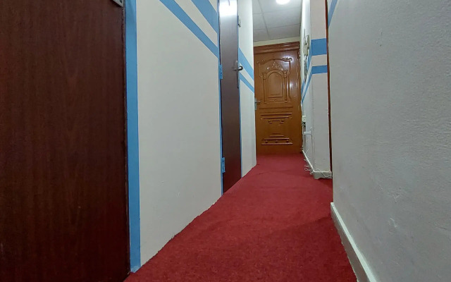Benitah Capsule Family Rooms and Partitions Hostel