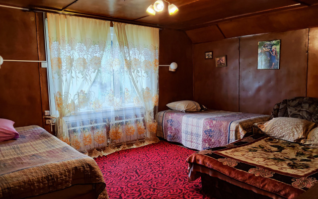 Гостевой Дом с Камином и Баней у Озера