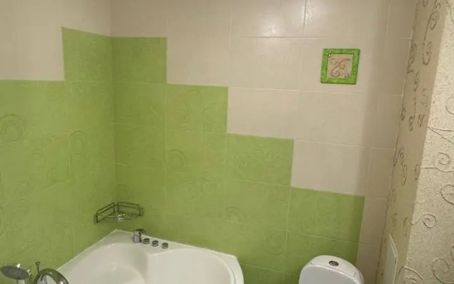 Nedaleko Ot Metro Flat
