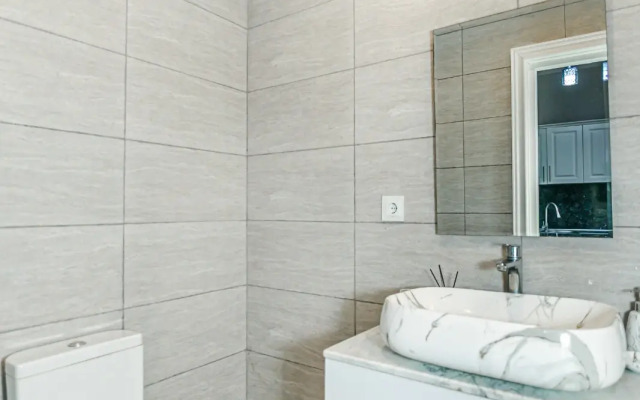 VIP Sea View on Sabah Residence Apartments