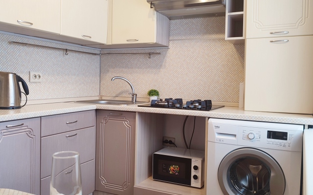 Dvushka Na Polyanskoy Flat
