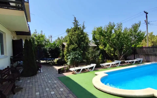 Viktoriya Guest House