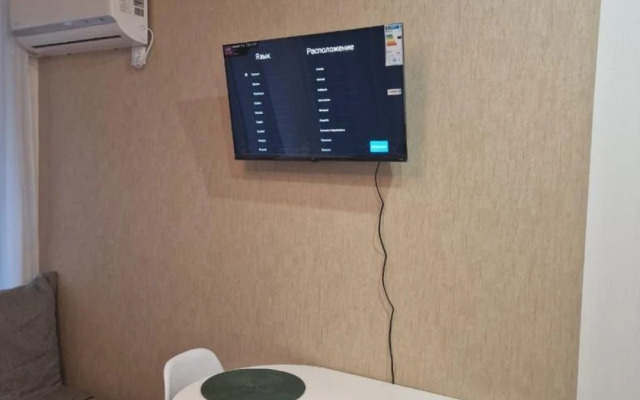 Studiya Na Pervoy Linii Morya Flat