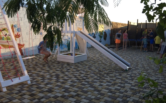 Meri-Tel Guest House