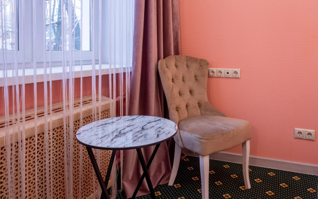 Sova Na Profsoyuznoy Hotel