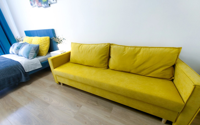 Квартира Вместительная у МРНЦ им. Цыба