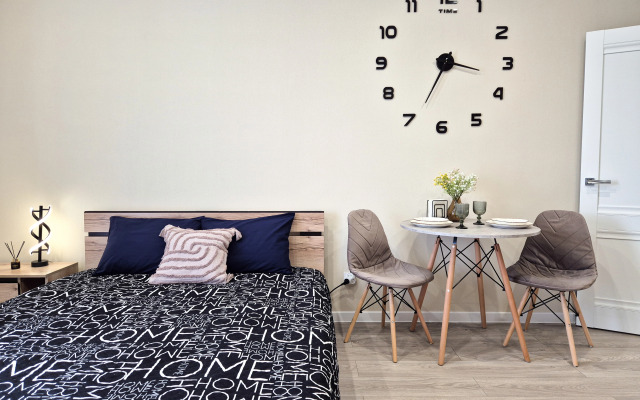 Studiya ZHK Letniy Apartments