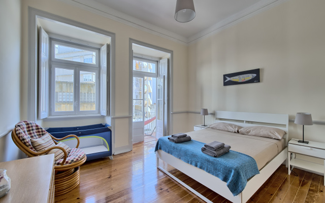 Refurbished Kings - City Center Apartments