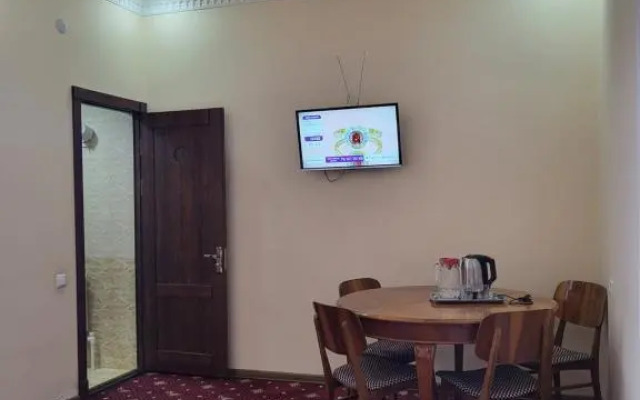 Отель Dili Orom