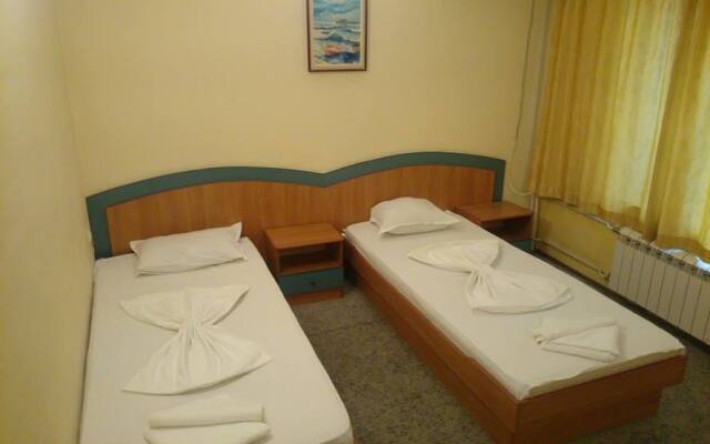 Elit Hotel