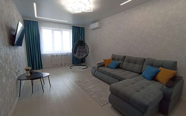 Na Trofimova 6 Flat