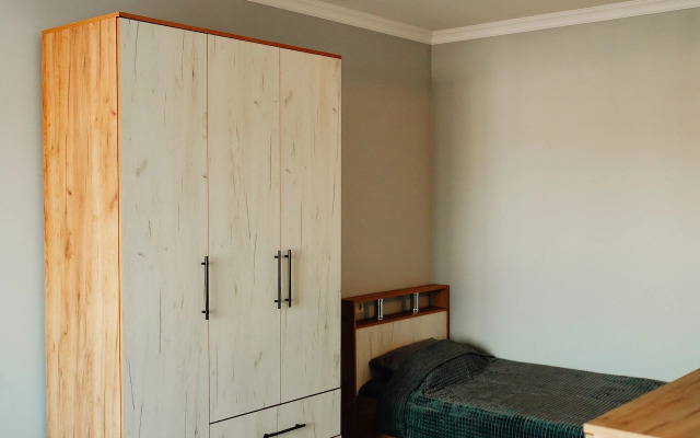 Na Ulitse Khersonskaya 22 Flat