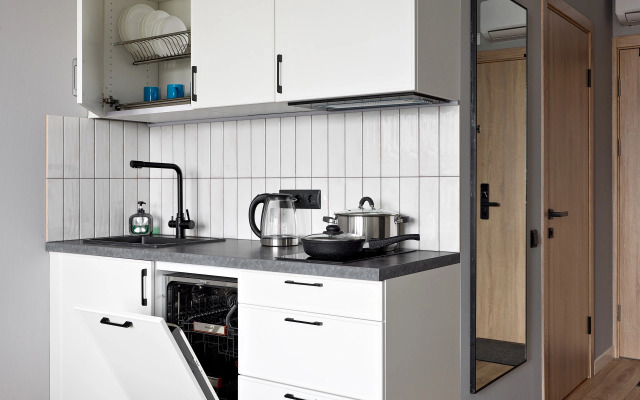 Апартаменты Уютная Студия у Метро 1018-1