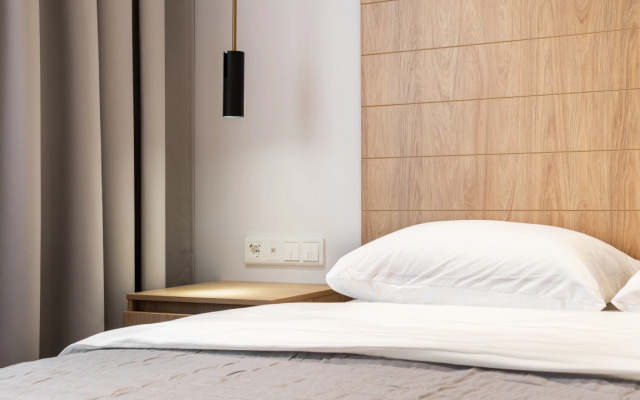 "Deluxe with Bar Counter" in Modern Design Apartments near Dinamo Metro