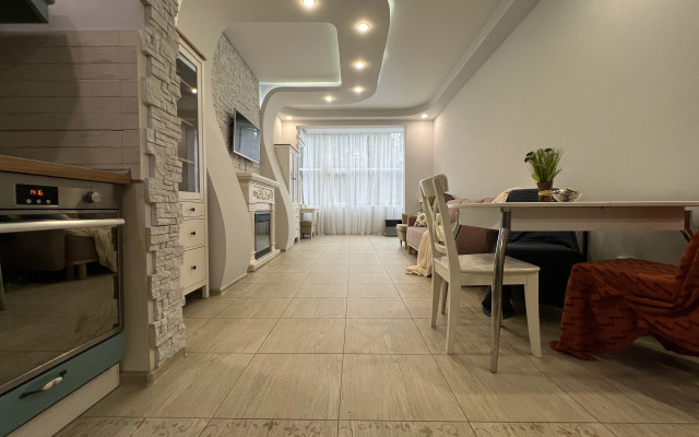 Апартаменты КакДома евро 2-ком Люкс Депутатская 9-5б Сочи у Дендрария