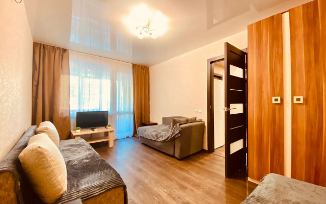 Trekhkomnatnaya Kvartira Na Sovetskoy 167a Apartments
