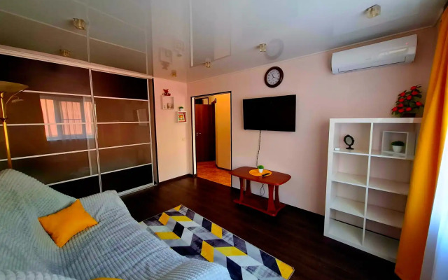 Uyutnaya kvartira v tsentre goroda Flat