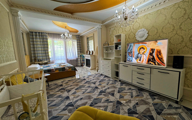 3-Komnatnaya Flat