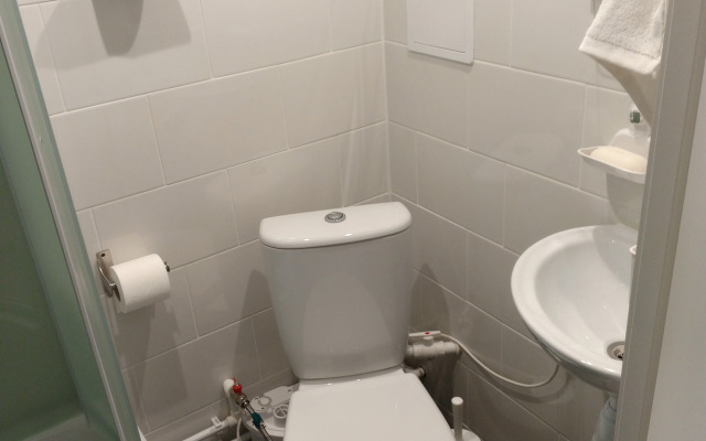 Квартира Уютная Студия в Атмосферном Доходном Доме 19 Века