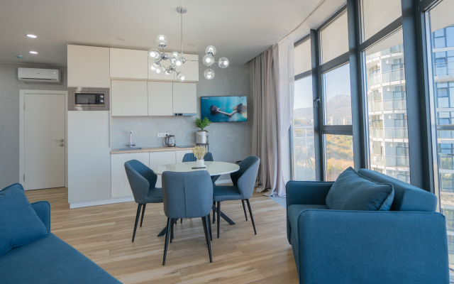 S Otdelnoy Spalney LS-Soft Blue S vidom na more i gory Apartments