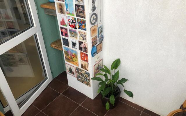 Dvushka Na Gaydara Furnished Rooms