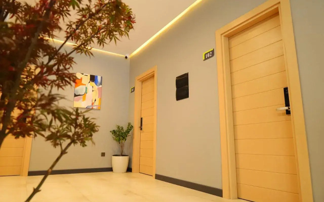 Gacha-Gooch Forest Hotel
