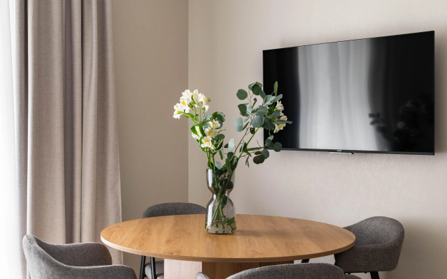 Квартира Двухкомнатная с кондиционером в ЖК Три Ветра