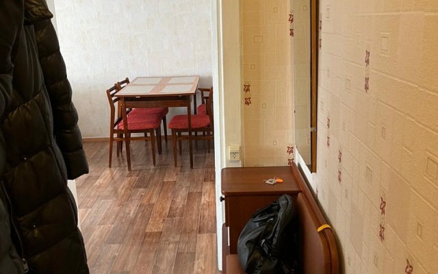 Апартаменты 2-х комнатная на 50 лет Октября 23