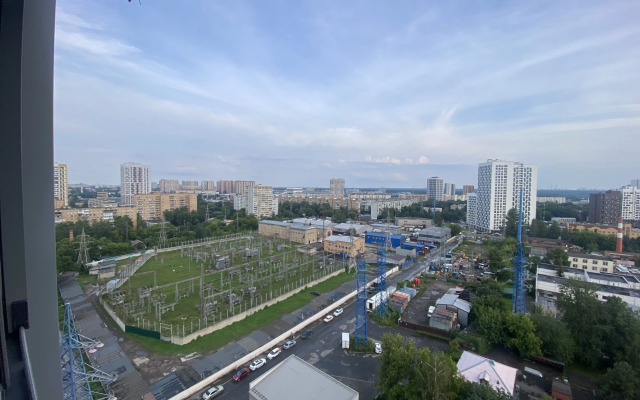 Shikarnaya Odnushka Ryadom s Meditsinskim Tsentrom Flat