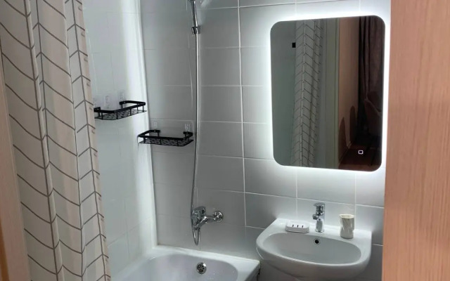 3 komnatnaya ryadom s morem Flat