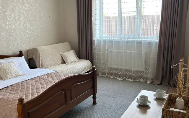 Гостевой Дом с отдельным входом на Улице Троицкая