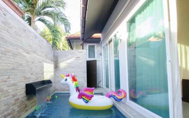 Pattaya Pool Villa