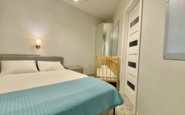 Apartments Alfa Chernomorskaya 17