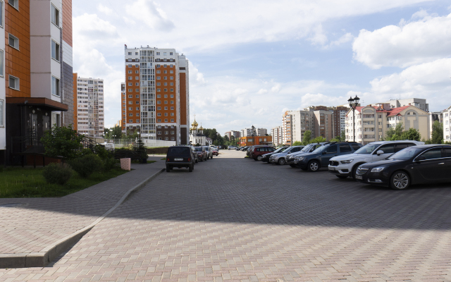 Zelenaya Roscha Apartments