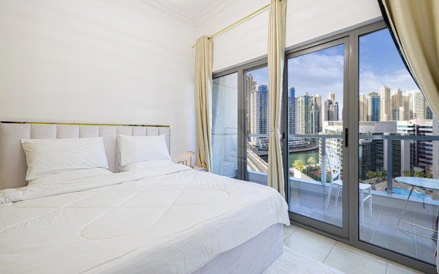 Квартира Luxury and spacious full Marina view