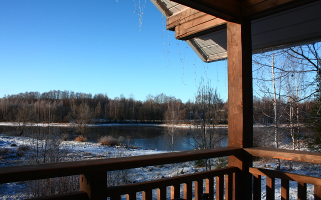 Tri Kholma Guest house
