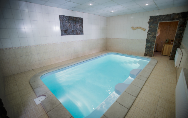 Snezhny bars Hotel