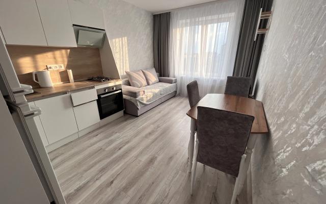 Uyutnaya Nedaleko Ot Tsentra Goroda Flat