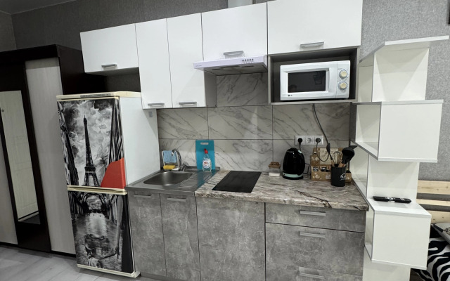 Na Ulitse Zhoresa Alfyorova 12 Flat