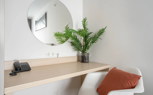 Квартира Шикарная Студия с Террасой