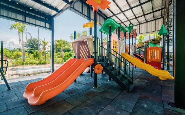 Rawayana West Villas and Kids Park (formerly Rawai VIP Villas)