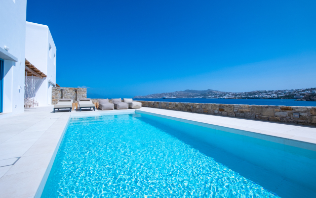 Myko Private Heated Pool on Beach Villa