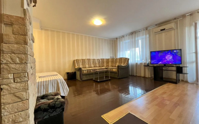 Na Ulitse Brestskaya 12 Flat