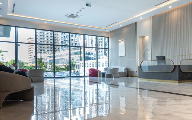 Отель TwinTowers