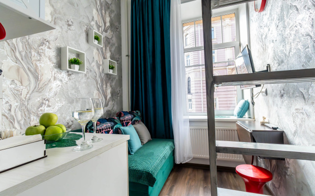 Апартаменты Six