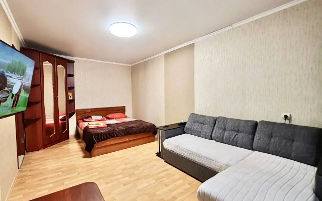 Квартира возле микрохирургии глаза имени Федорова