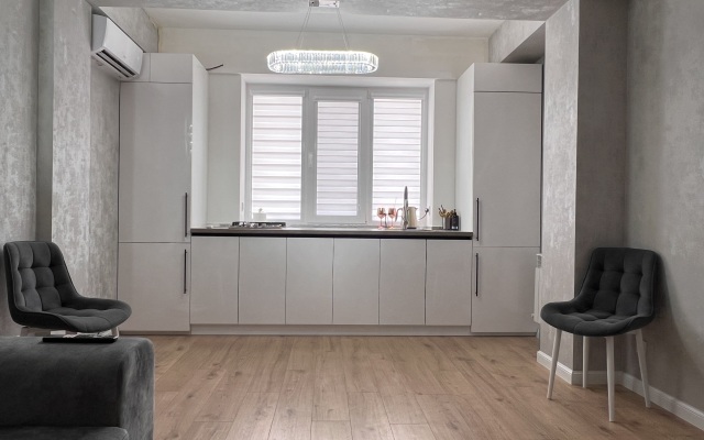Kavkazskiy Lyuks Flat