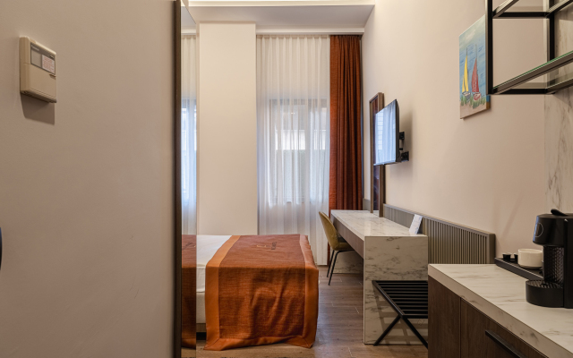 Отель Mira Inn Lara