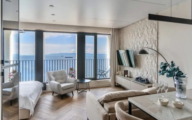 Apartamenty More Suite s Potrasausim Vidom na Zaliv v 5 Minutah ot Centra Goroda